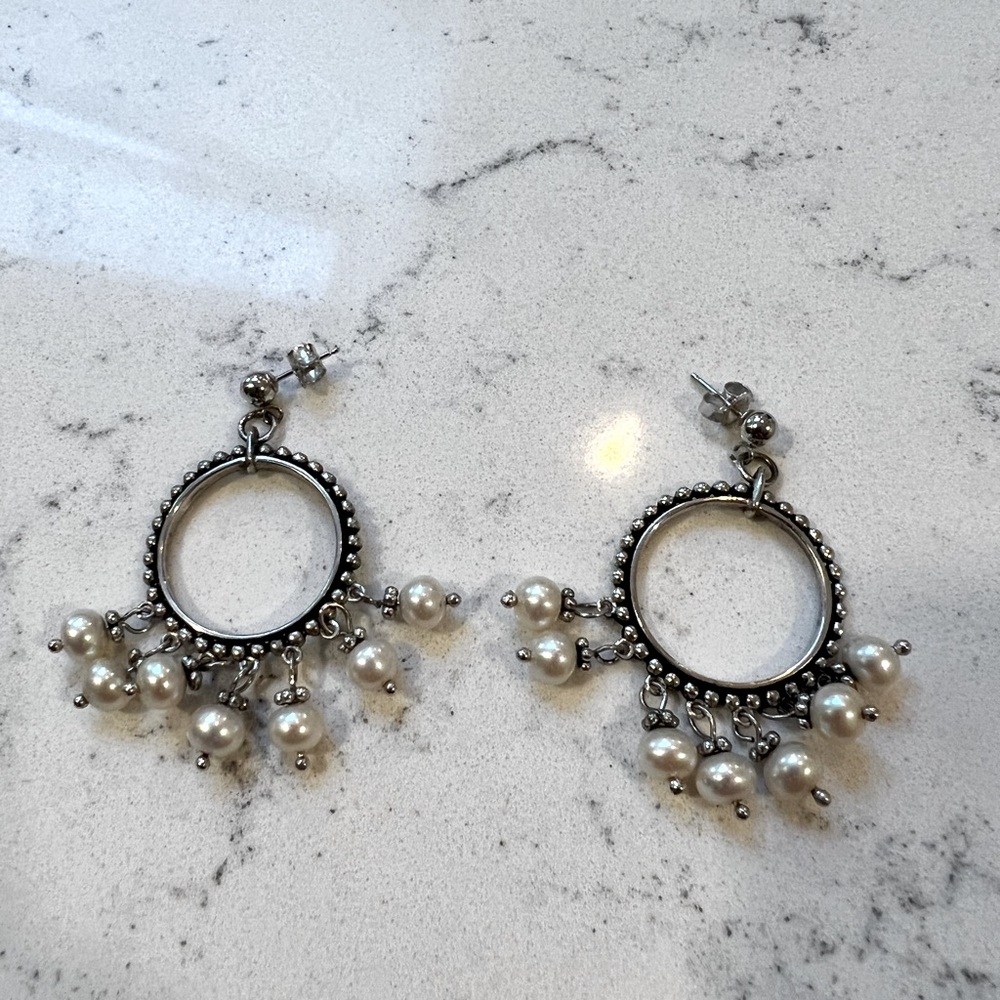 Sterling silver and freshwater pearl earrings.